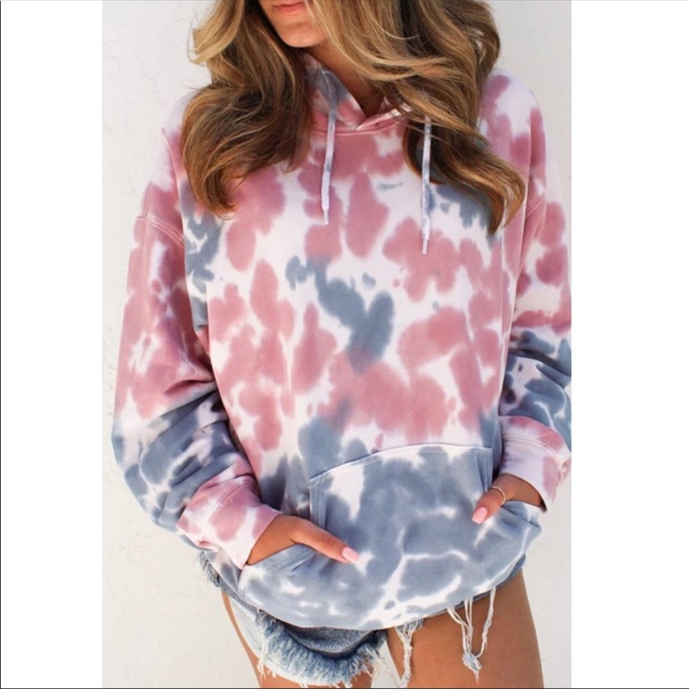 Tie-Dye Pullover Hoodie